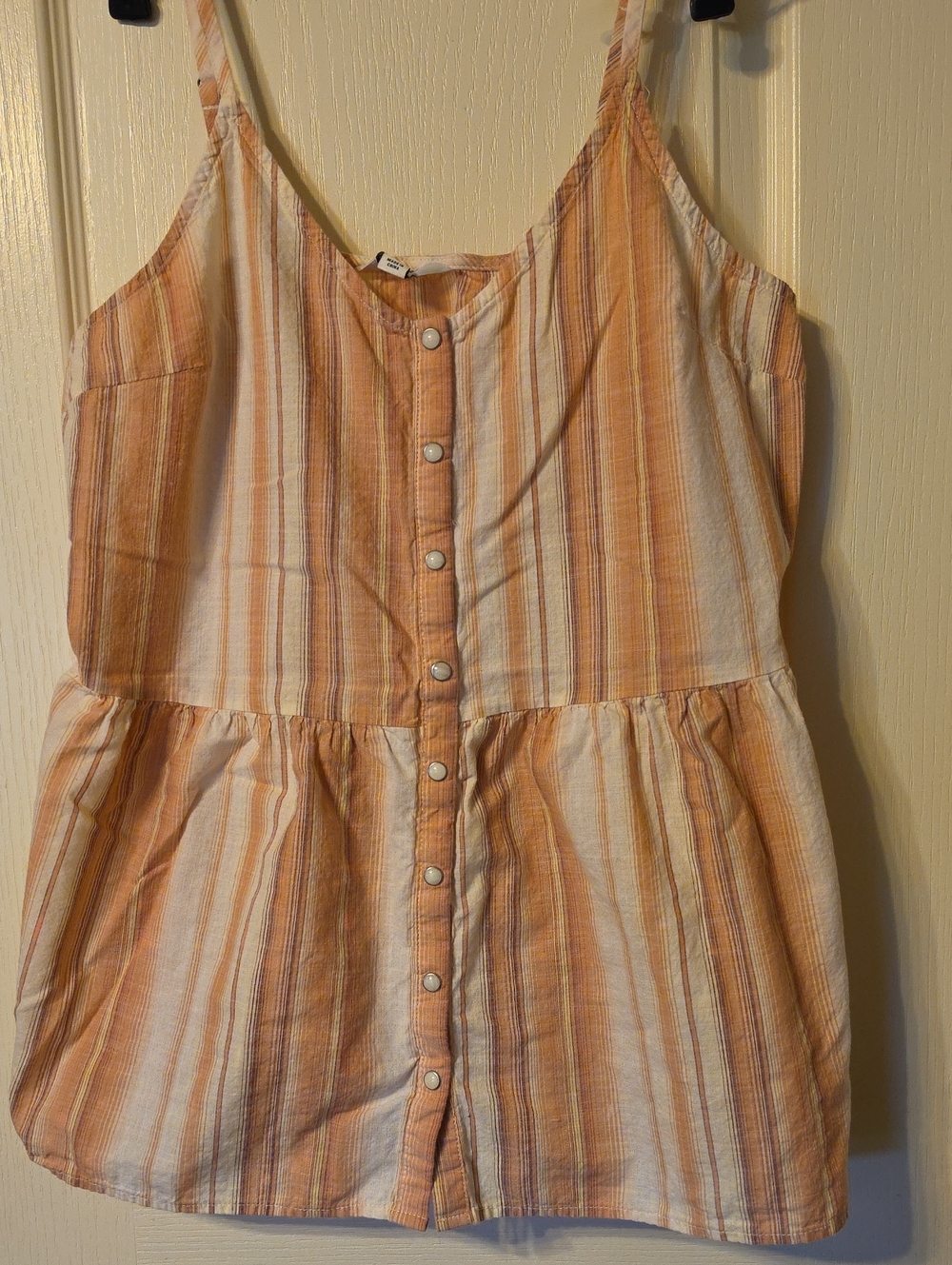 Wrangler Retro,  Peach and Cream Striped Pearl Snap Button-Front Cotton Blouse